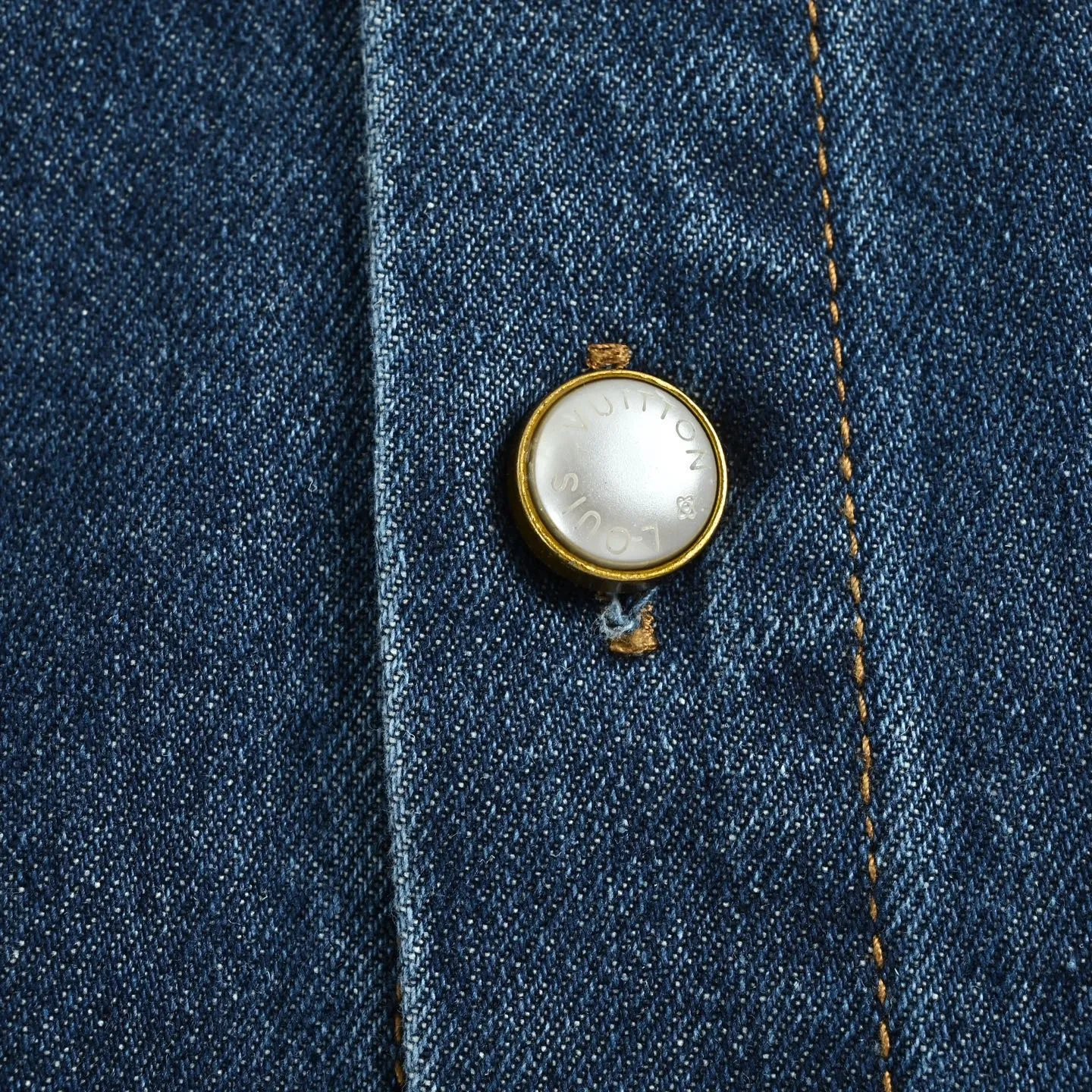 Louis Vuitton/Louis Vuitton pocket logo embroidered short-sleeved denim shirt